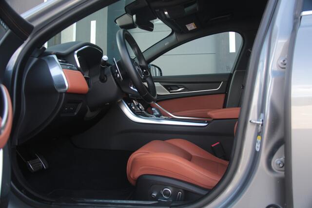 Jaguar XF Sportbrake 2.0 P300 AWD R-Dynamic SE