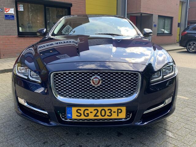 Jaguar XJ 3.0D V6 300pk Premium Luxury Aut Panoramadak BTW