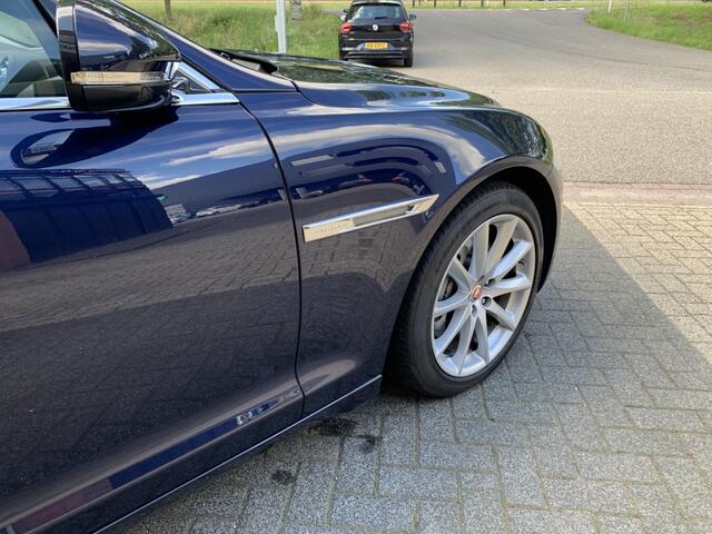 Jaguar XJ 3.0D V6 300pk Premium Luxury Aut Panoramadak BTW
