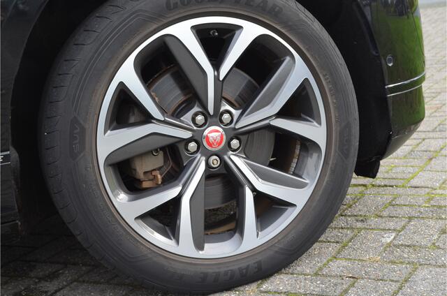 Jaguar i-Pace EV400 HSE 90 kWh 2x Memory | Headup | Meridian Audio | 4x Stoelverwarming | Stoelventilatie | 360 camera | Carplay