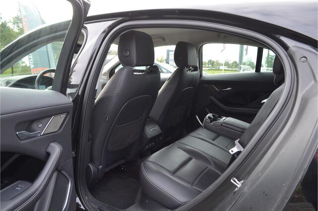 Jaguar i-Pace EV400 HSE 90 kWh 2x Memory | Headup | Meridian Audio | 4x Stoelverwarming | Stoelventilatie | 360 camera | Carplay