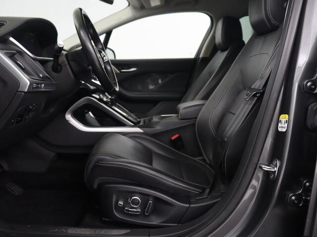Jaguar i-Pace EV400 HSE 90 kWh | Leder | Meridian Sound | Achterbankverwarming | Adaptive cruise | 360 Camera | Carplay | Matrix LED | Keyless | Stoelverwarming | Navigatie