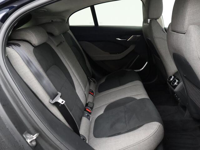 Jaguar i-Pace EV400 HSE 90 kWh *PORTOFINO BLUE* + 22 INCH | LUCHTVERING | PANORAMA | 360 CAMERA | STOELVENTILATIE