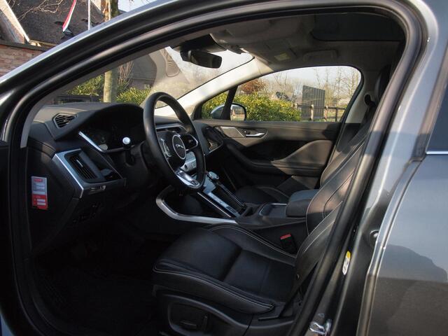 Jaguar i-Pace EV400 SE 90 kWh | Panoramadak | Camera | Head-Up Display | Meridian Audio | Stoelmemory |