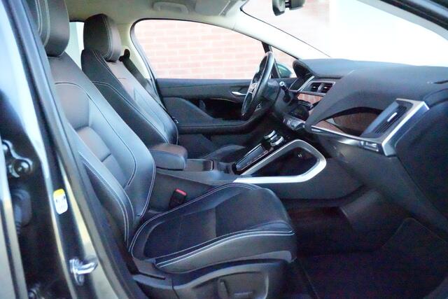 Jaguar i-Pace EV400 Business Edition SE 90 kWh 400pk Panoramadak/Camera/Meridian
