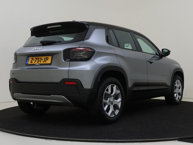 Jeep Avenger Altitude 54 kWh 156PK WinterPack | Navigatie | Apple Carplay | Keyless |