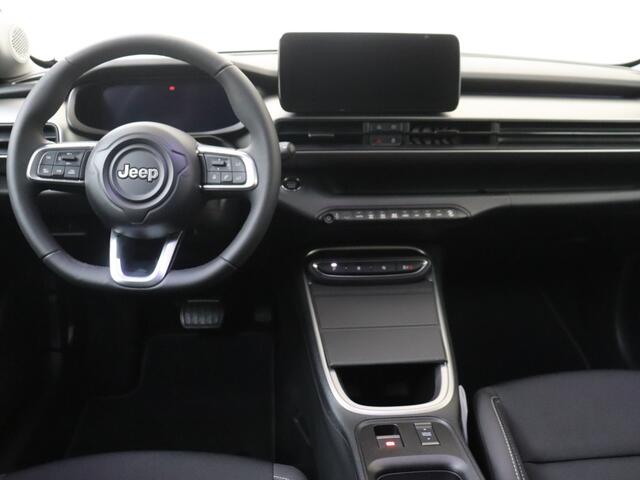 Jeep Avenger Summit 54 kWh 156PK | Pack Winter | Navigatie | Adaptieve Cruise |