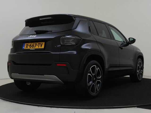 Jeep Avenger Summit 54 kWh 156PK | Pack Winter | Navigatie | Adaptieve Cruise |