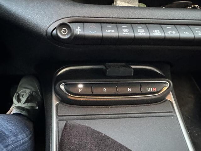 Jeep Avenger 1.2 e-HYBRID LONGITUDE AUTOMAAT Navi | JBL Audio | Keyless | Carplay