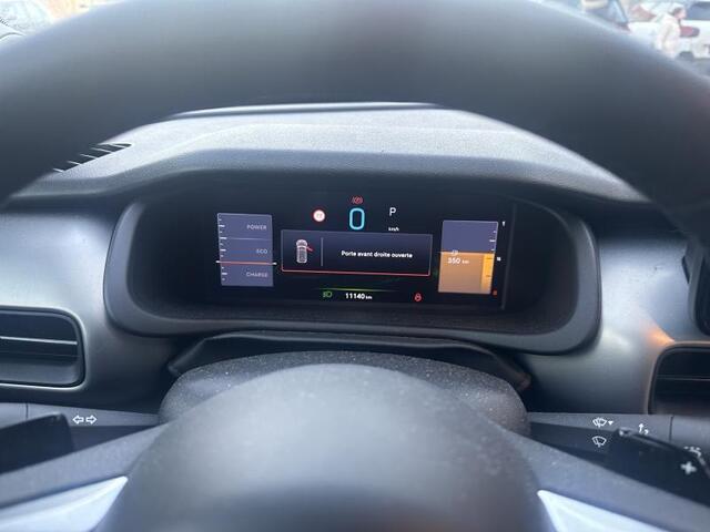 Jeep Avenger 1.2 e-HYBRID LONGITUDE AUTOMAAT Navi | JBL Audio | Keyless | Carplay