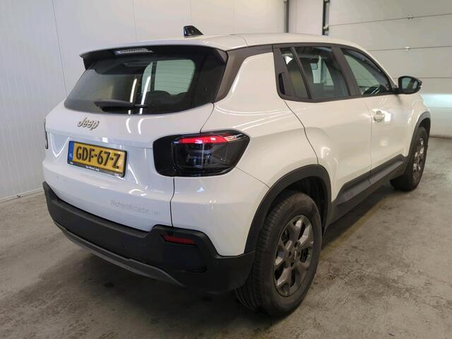 Jeep Avenger Longitude 54 kWh | Navi | Carplay | Stoelverwarming |