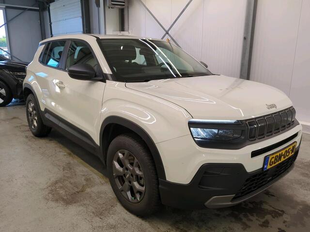 Jeep Avenger Altitude 54 kWh | Navi | Carplay | Stoelverwarming |