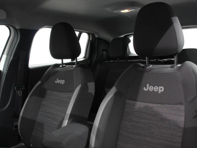 Jeep Avenger Longitude 54 kWh Navigatie Apple Carplay/ Android Auto Parkeersensor achter Cruise Control Stoelverwarming Full LED Virtual Cockpit Climate Control