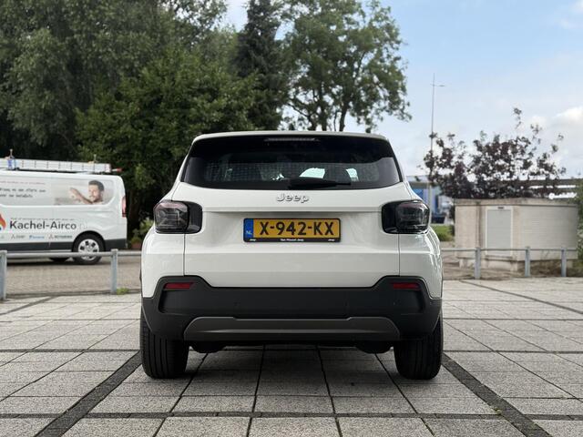 Jeep Avenger Longitude 54 kWh | Navi | Carplay | Stoelverwarming |