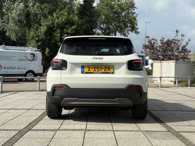 Jeep Avenger Longitude 54 kWh | Navi | Carplay | Stoelverwarming |