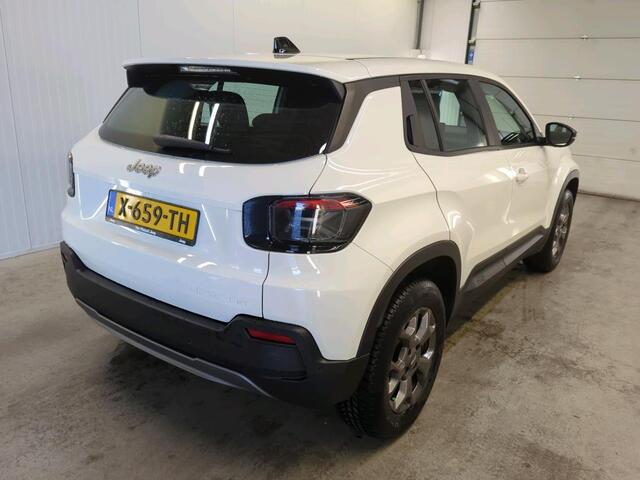 Jeep Avenger Longitude 54 kWh | Navi | Carplay | Stoelverwarming |