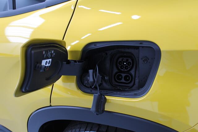 Jeep Avenger 1st Edition 54 kWh, STOEL/RUIT VERWARMING | NAVIGATIE | CRUISE | DEELS LEER | BLIND SPOT