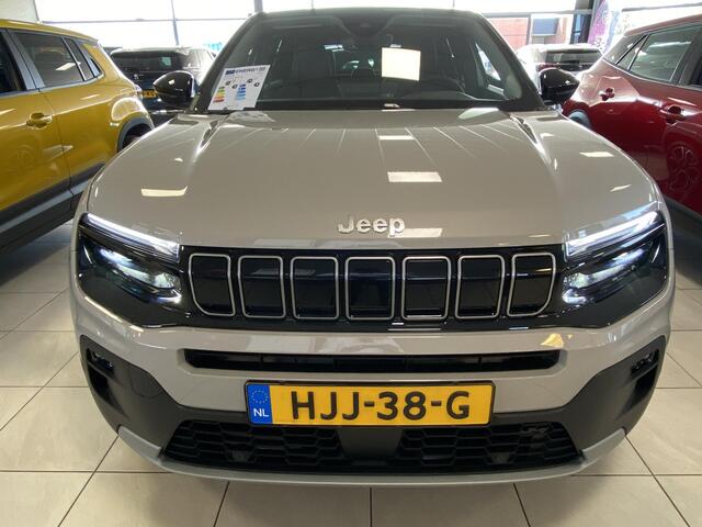 Jeep Avenger Summit 54 kWh | NIEUW | Navigatie | Keyless Entry | Elektr. achterklep | Winterpack | Warmtepomp