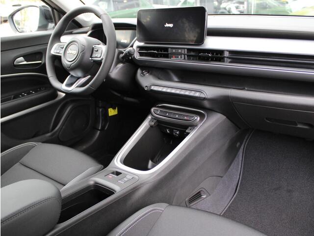 Jeep Avenger Summit 54 kWh VOORRAAD KORTING