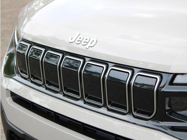 Jeep Avenger Summit 54 kWh VOORRAAD KORTING