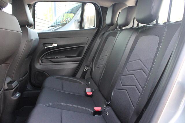 Jeep Avenger 1.2 100PK ALTITUDE | JBL AUDIO | NAVIGATIE | STOEL VERWARMING | DRAADLOZE APPLE CARPLAY/ANDROID AUTO | DRAADLOZE TELEFOONLADER | ADAPTIVE CRUISE CONTROL | DAB+ RADIO | LED KOPLAMPEN | LICHTMETALEN VELGEN | KEYLESS ENTRY/START | ELEKTRISCH BEDIENBARE ACHTE