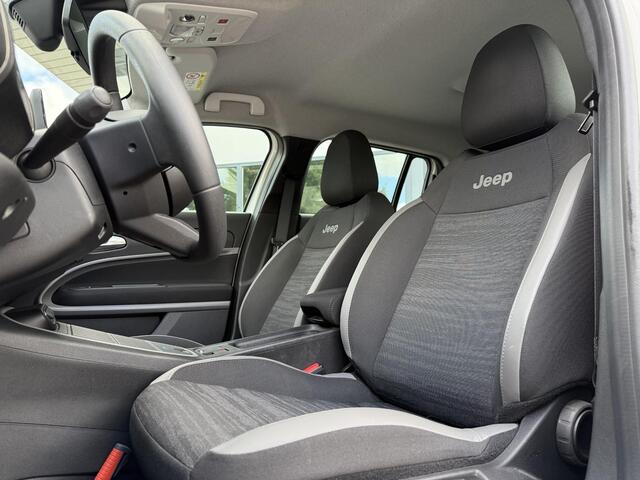 Jeep Avenger Longitude 54 kWh Aut. | Navi | Carplay | Stoelverwarming |