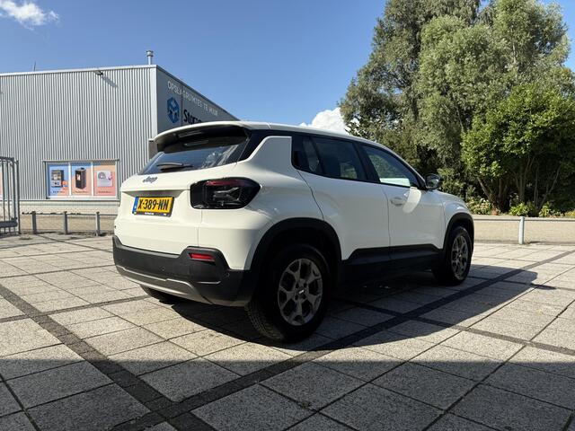 Jeep Avenger Longitude 54 kWh | Navi | Carplay | Stoelverwarming |