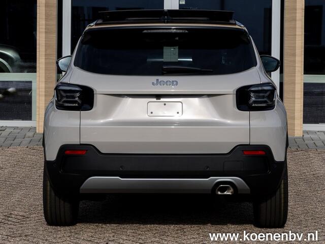 Jeep Avenger 1.2 E-Hybrid SUMMIT Auto. PANO / LEER / ENTERTAINMENT PACK