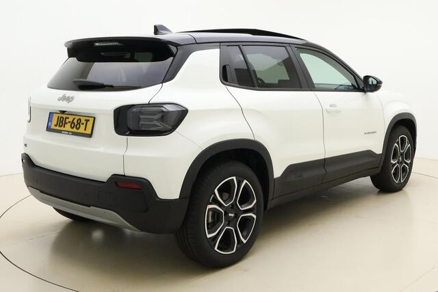 Jeep Avenger Summit 54 kWh | Panoramadak | 18'' lichtmetalen velgen | Stoelverwarming | Voorruitverwarming | Navigatie | LED projector koplampen | Elektrische achterklep | Warmtepomp