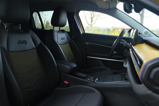 Jeep Avenger SUMMIT 54 KWH | LED | CARPLAY | CAMERA | KEY-LESS | ACC | WARMTEPOMP | STOELVERW.