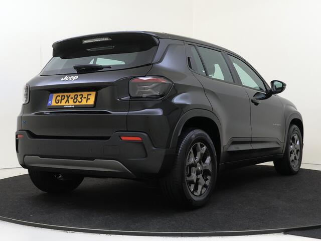 Jeep Avenger Longitude 54 kWh P4