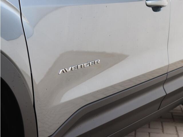 Jeep Avenger 1.2 e-Hybrid Summit | Navi | JBL | Camera | Winter | 18"