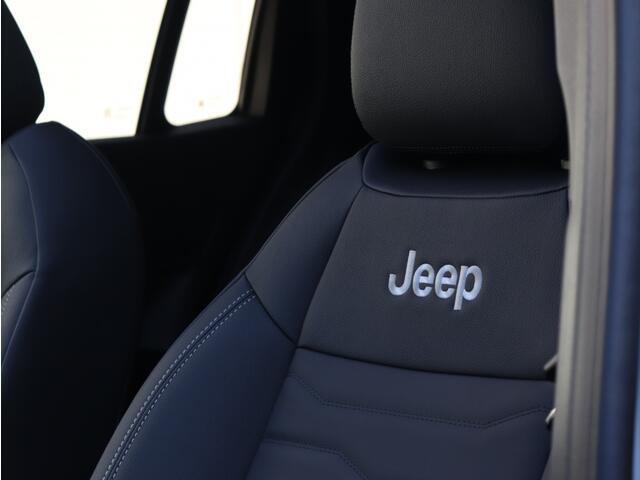 Jeep Avenger Summit 54kWh | Leder | Winter | Carplay | Camera