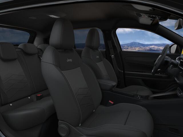 Jeep Avenger 1.2 e-Hybrid Black Edition | Automaat | Winter Pack