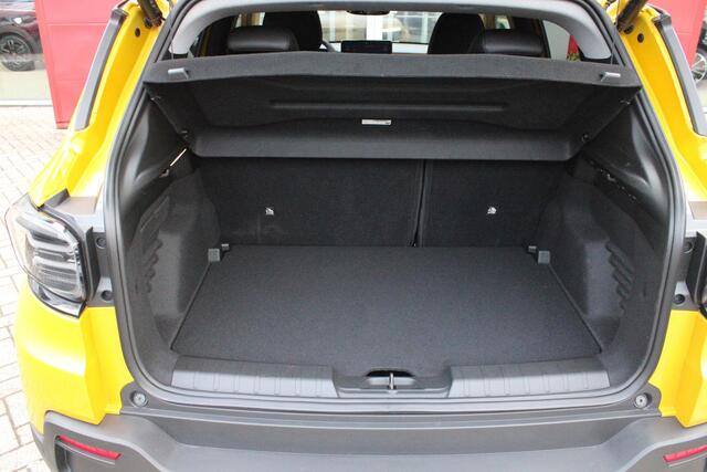 Jeep Avenger 1.2 110PK e-HYbrid SUMMIT | JBL PREMIUM AUDIO SYSTEEM | ACHTERUITRIJ CAMERA | STOEL VERWARMING | SFEERVERLICHTING | FULL LED KOPLAMPEN | 18" LICHTMETALEN VELGEN | DRAADLOZE TELEFOONLADER | DRAADLOZE APPLE CARPLAY/ANDROID AUTO | ADAPTIVE CRUISE CONTROL | P