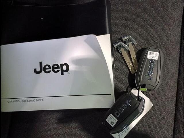 Jeep Avenger 1.2 Altitude Navigatie/Tel/Parkeerhulp.