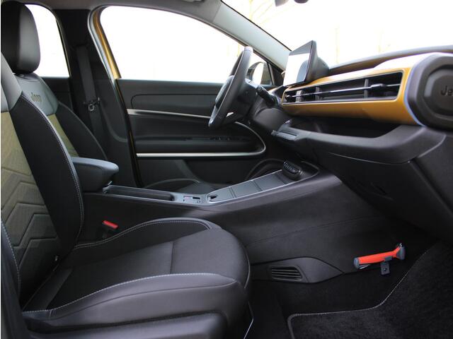 Jeep Avenger 1st Edition 54 kWh | Navi / Camera / Climate