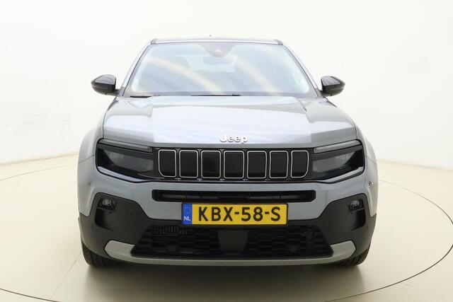 Jeep Avenger 1.2 e-Hybrid Summit Automaat | JBL Soundsystem| Navigatie | Draadloze telefoonlader | Elektrische achterklep | Camera | Keyless | Carplay