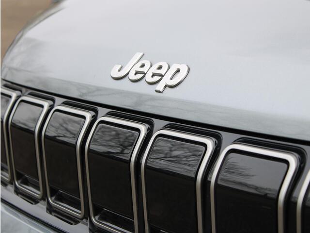 Jeep Avenger 1.2 e-Hybrid Summit VOORRAAD KORTING