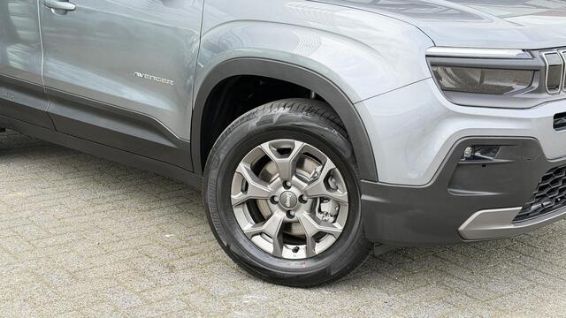 Jeep Avenger 1.2 e-Hybrid Longitude | Infotainment pack | Winter pack