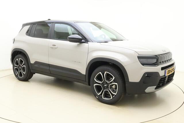 Jeep Avenger Summit 54 kWh | Panoramadak | Elektrische kofferklep | Camera | LED projector koplampen | 18'' lichtmetalen velgen | Warmtepomp | Voorruitverwarming | Two-tone lak