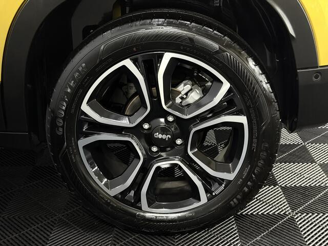 Jeep Avenger 1.2 Summit Camera, Apple carplay, Half leder, Keyless start, Cruise control, Lichtmetalen velgen, Virtual desk, 1 jaar garantie