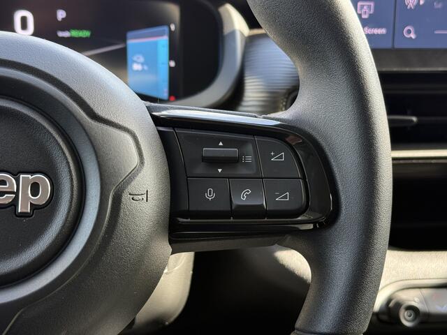 Jeep Avenger BWJ 12-2023 | 157PK Longitude 54 kWh AUTOMAAT | | NAVI | CLIMA | CRUISE | CARPLAY | KEYLESS | PDC | LMV | PRIVACY GLASS |