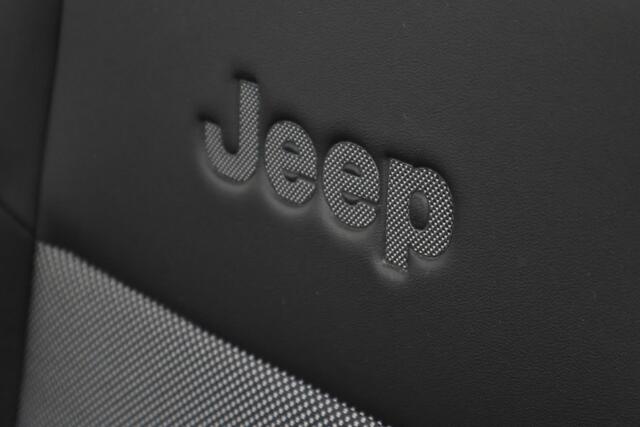 Jeep Avenger Summit 54 kWh Camera, Apple CarPlay, LED, ACC, Climate Control, 18"