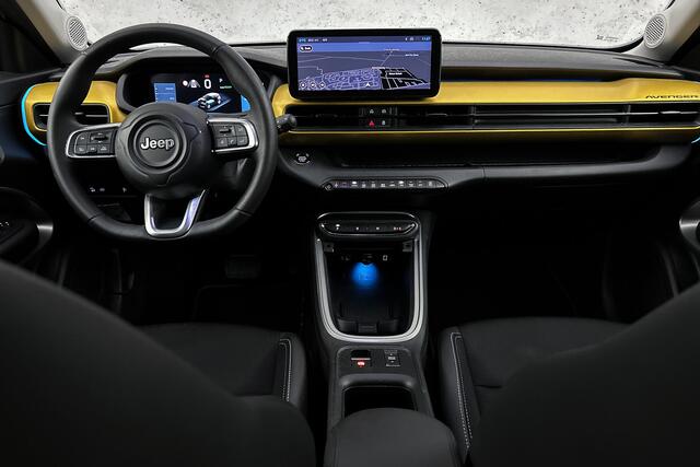 Jeep Avenger Black Edition 54 kWh | Camera | LED koplampen | Adaptieve cruise control