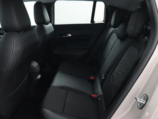 Jeep Avenger Summit 54 kWh | SoH 97,7% | Achteruitrijcamera | Adaptief Cruise Control | LED!