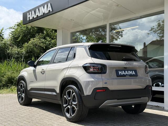Jeep Avenger Summit 54 kWh | Climate & Adaptive Cruise Control | Achteruitrijcamera | Dodehoek detectie | Applecarplay/Android Auto |