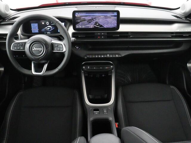 Jeep Avenger Avenger 54 kWh | SOH 94,2% | 3F | Navigatie | Carplay | Camera | Cruise control | Automaat | Elektrische laadklep | Stoelverwarming