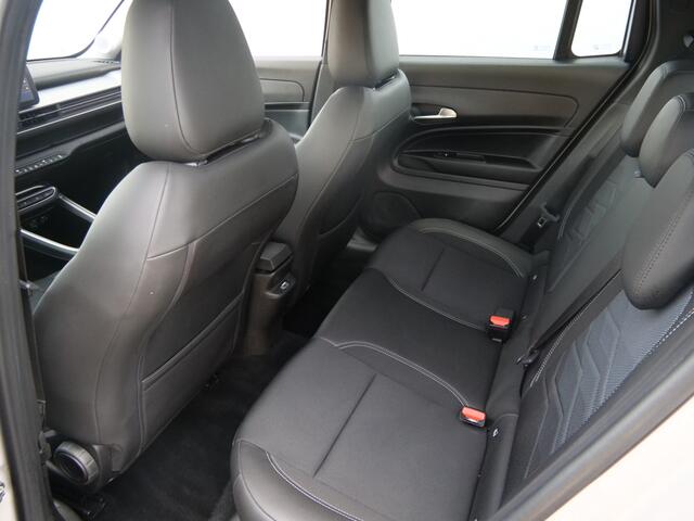 Jeep Avenger 1.2 e-Hybrid Altitude 100 Pk Automaat Apple Carplay / 17 inch / Camera