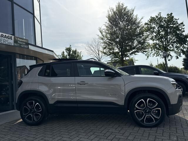 Jeep Avenger 1.2 e-Hybrid Summit | Schuifdak